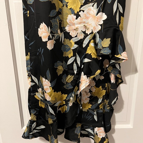 Floral dress - Picture 4 of 6